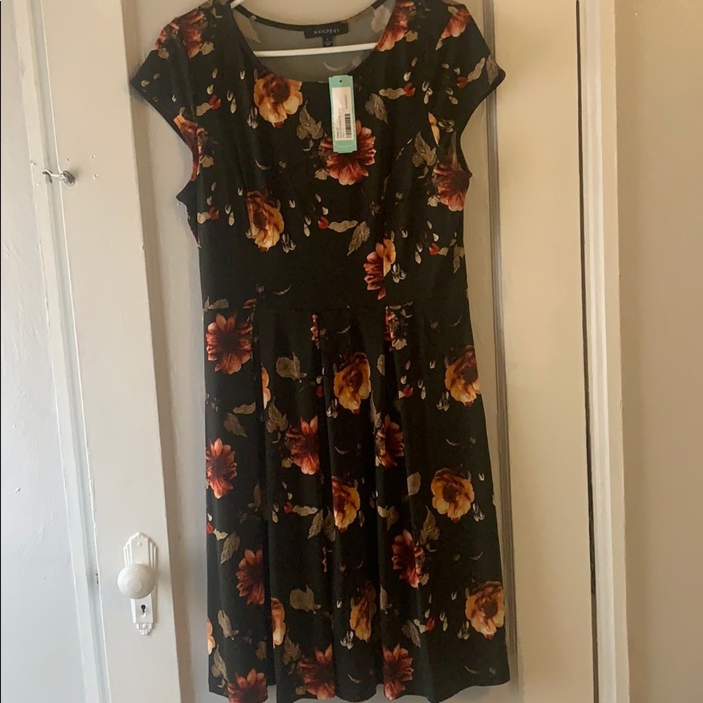 Olive floral dress new with tags